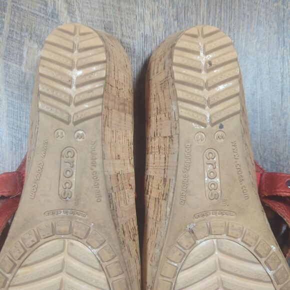 Crocs A-Leigh Red Leather Cork Wedge Women's Size 11 Sandals Comfort Shoes - Picture 14 of 14